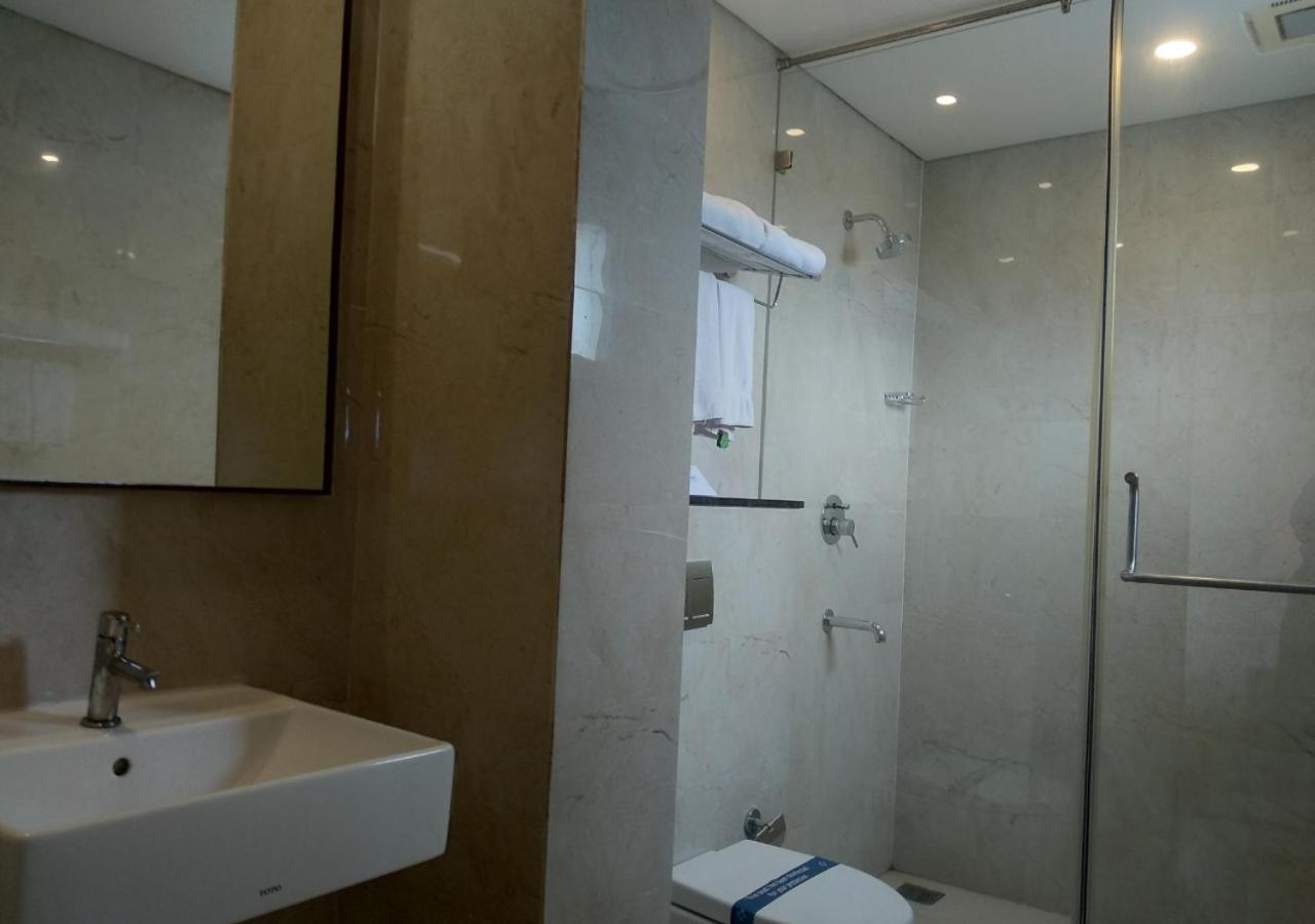 Grand Arcadia Hotell Tiruchirappalli Exteriör bild