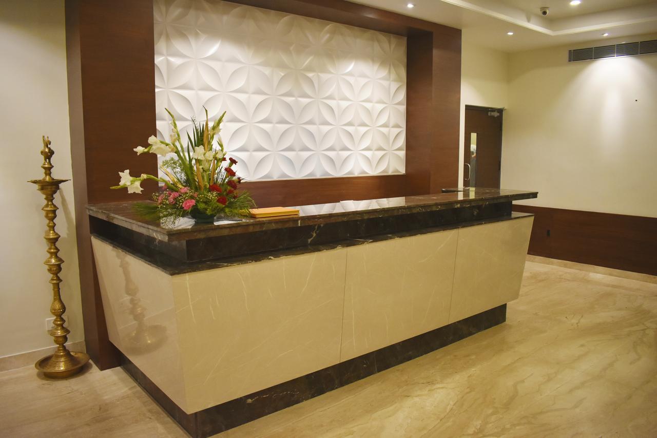 Grand Arcadia Hotell Tiruchirappalli Exteriör bild