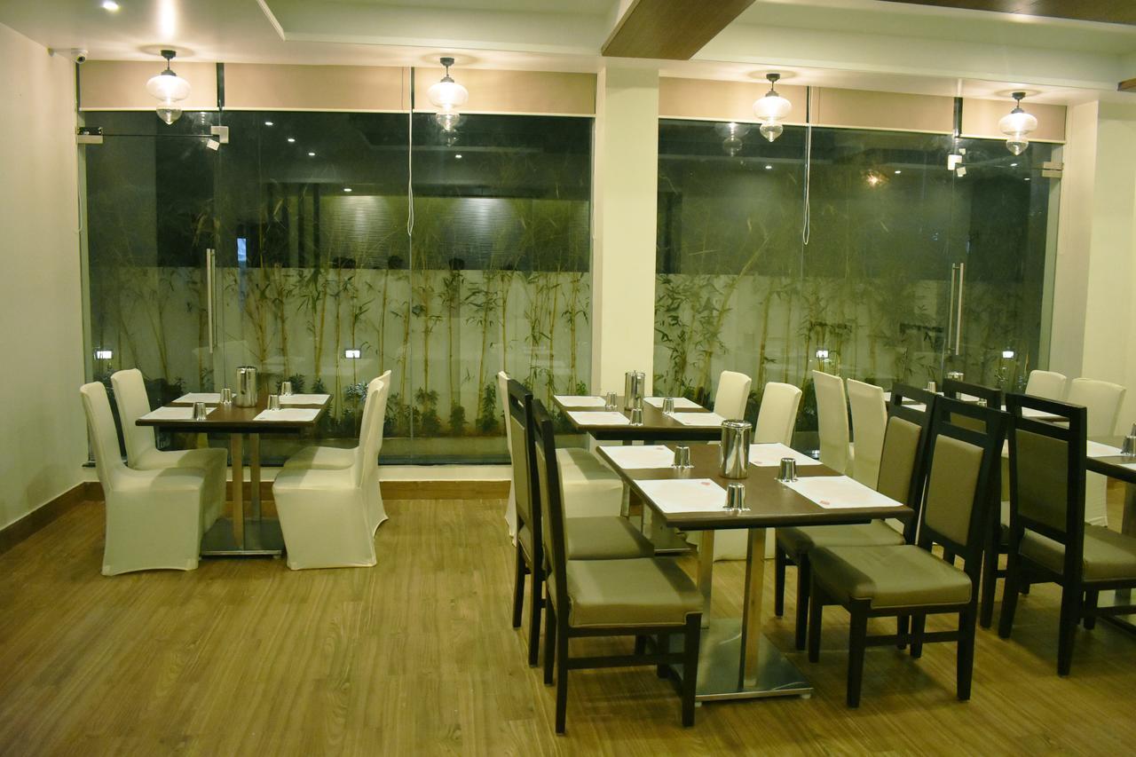 Grand Arcadia Hotell Tiruchirappalli Exteriör bild