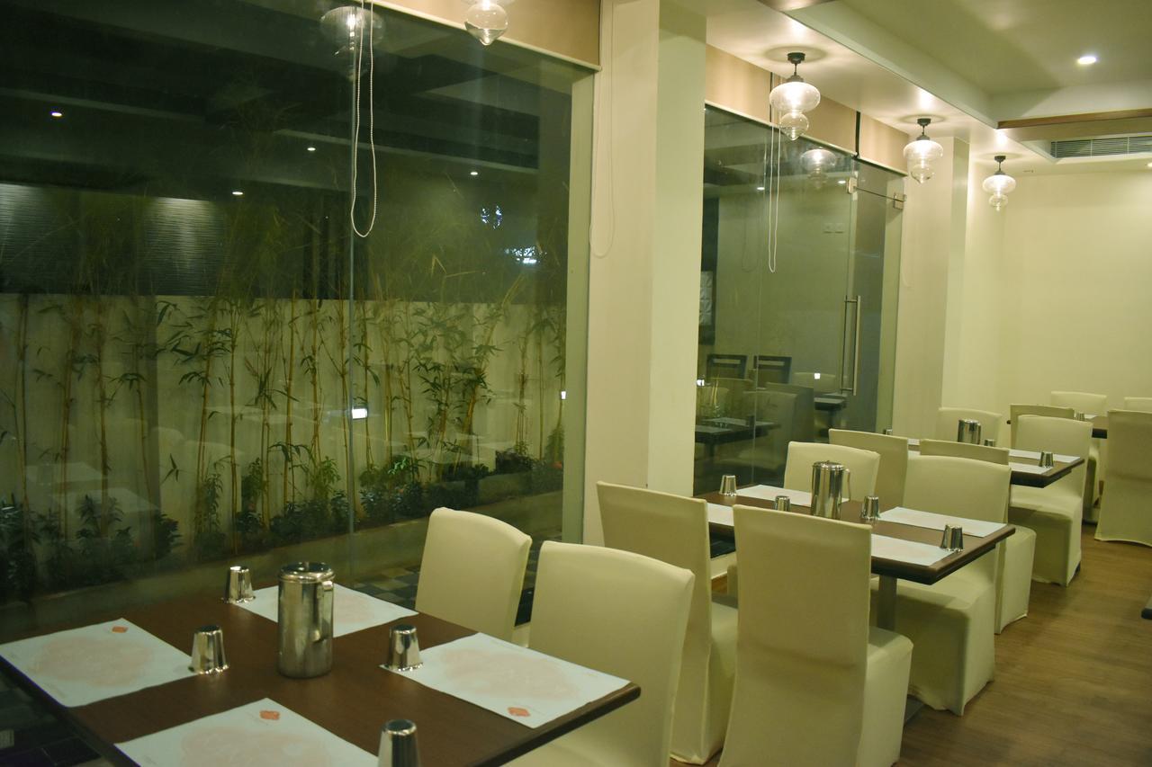 Grand Arcadia Hotell Tiruchirappalli Exteriör bild